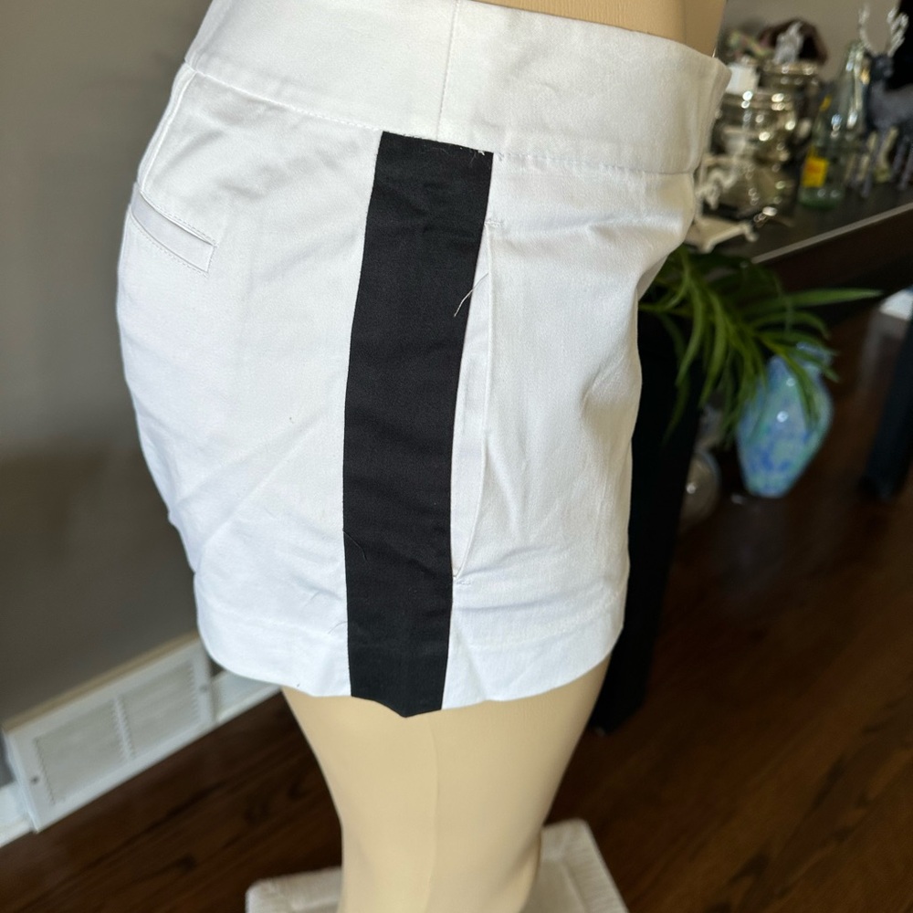 Express Women's White & Black Tuxedo Side Stripe Dress Shorts Size 4 NWT